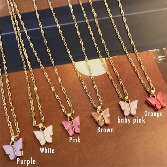 Butterfly necklace, acrylic butterfly necklace 18k gold plated necklace - Picture 4 of 5
